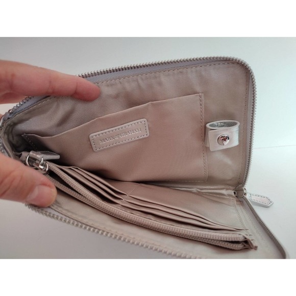 NEW Pottery Barn Mark & Graham Leather Silver Commute Zip Clutch $99.00 - Picture 5 of 6